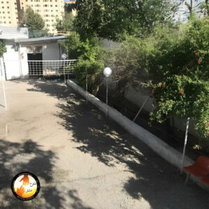 حیاط مجموعه طلوع عشق